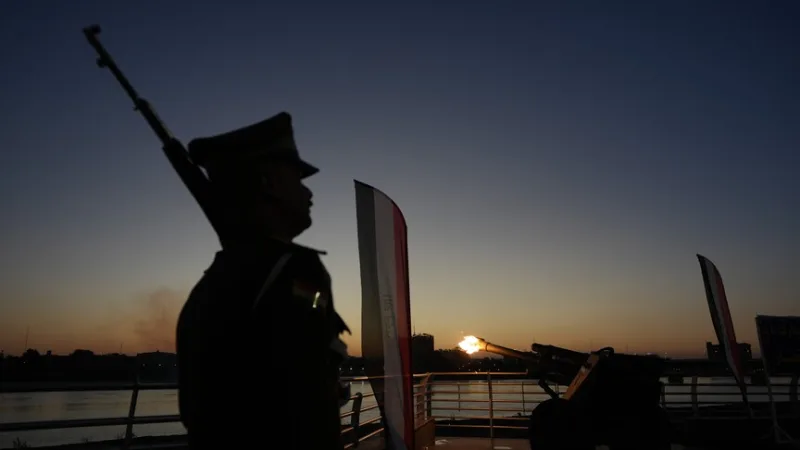 تجري مناقشة مشروع قانون الخدمة العسكرية الإلزامية الذي عاد إلى الواجهة في العراق